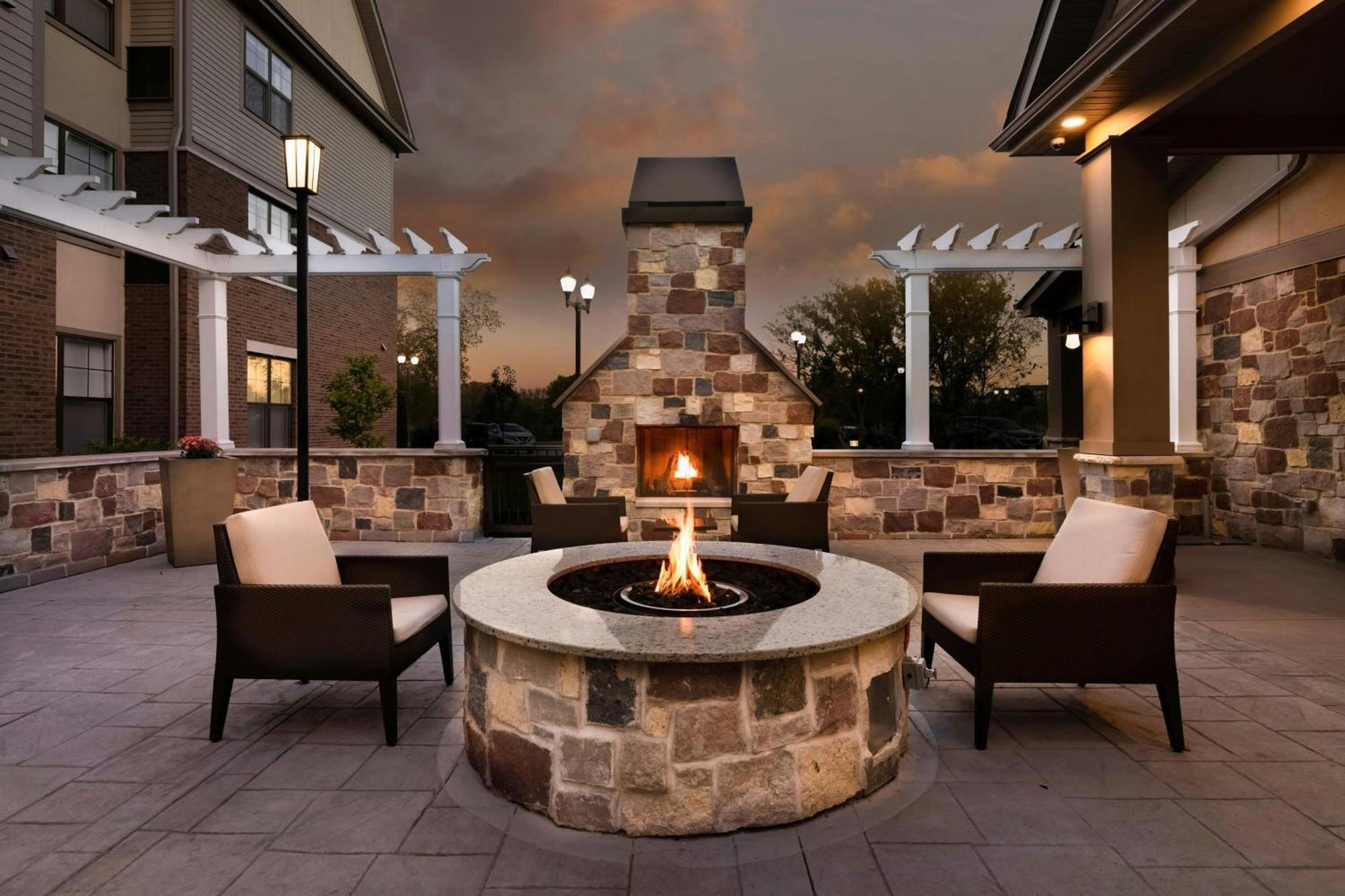 Residence Inn By Marriott Milwaukee بروكفيلد المظهر الخارجي الصورة